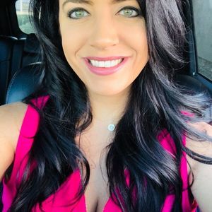 Meet your Posher, Vanessa